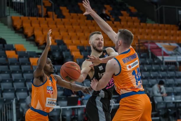 支球队的长 支球队的长